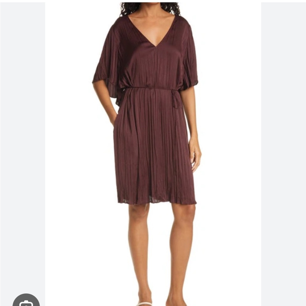 VINCE Elegant Pleated Burgundy Dress- Medium- like new!